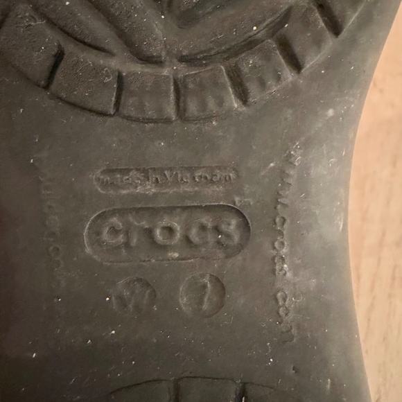 Crocs Women’s Black Kadee Flats Slip-On Shoes – Size W7 - Picture 7 of 8